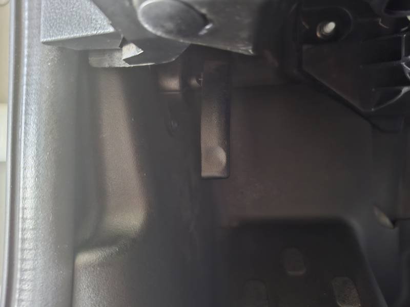 Nissan NV300 - Photo 31