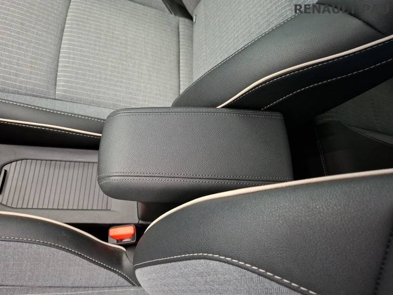 Renault Clio - Photo 23