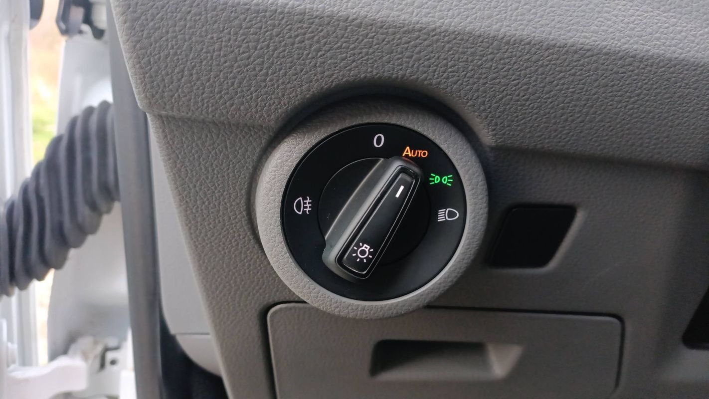 Volkswagen Transporter - Photo 13