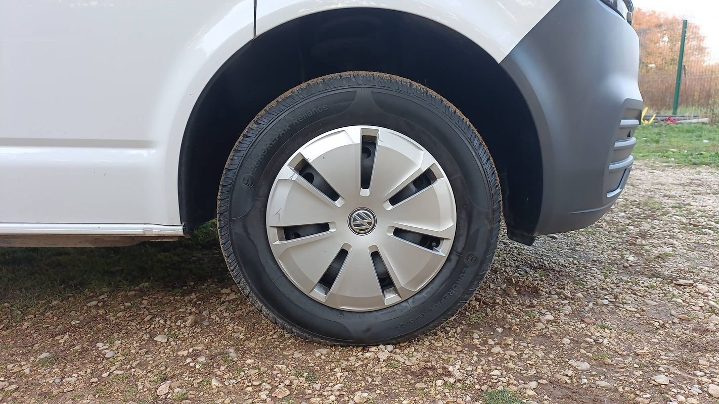 Volkswagen Transporter - Photo 17