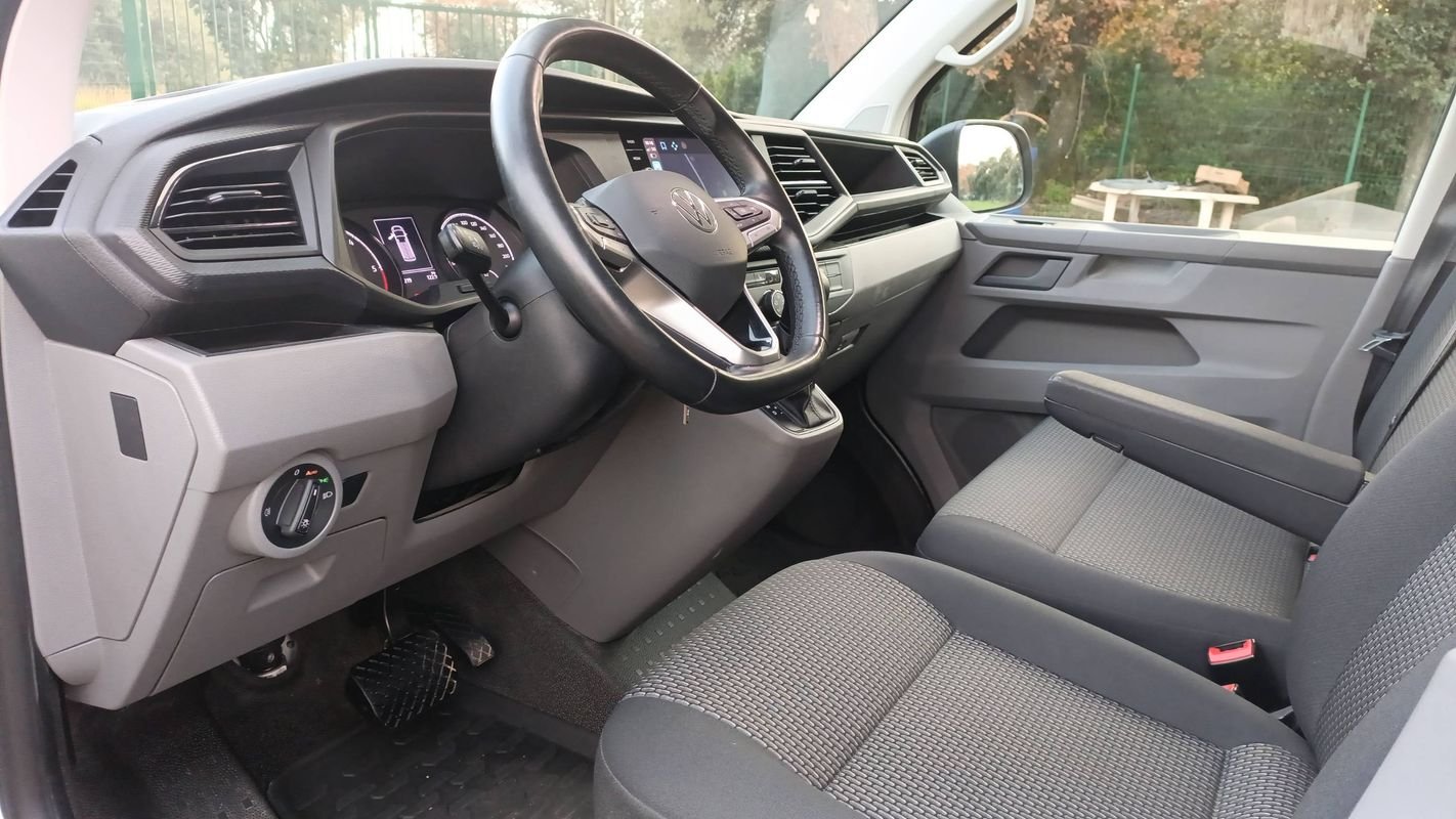 Volkswagen Transporter - Photo 8