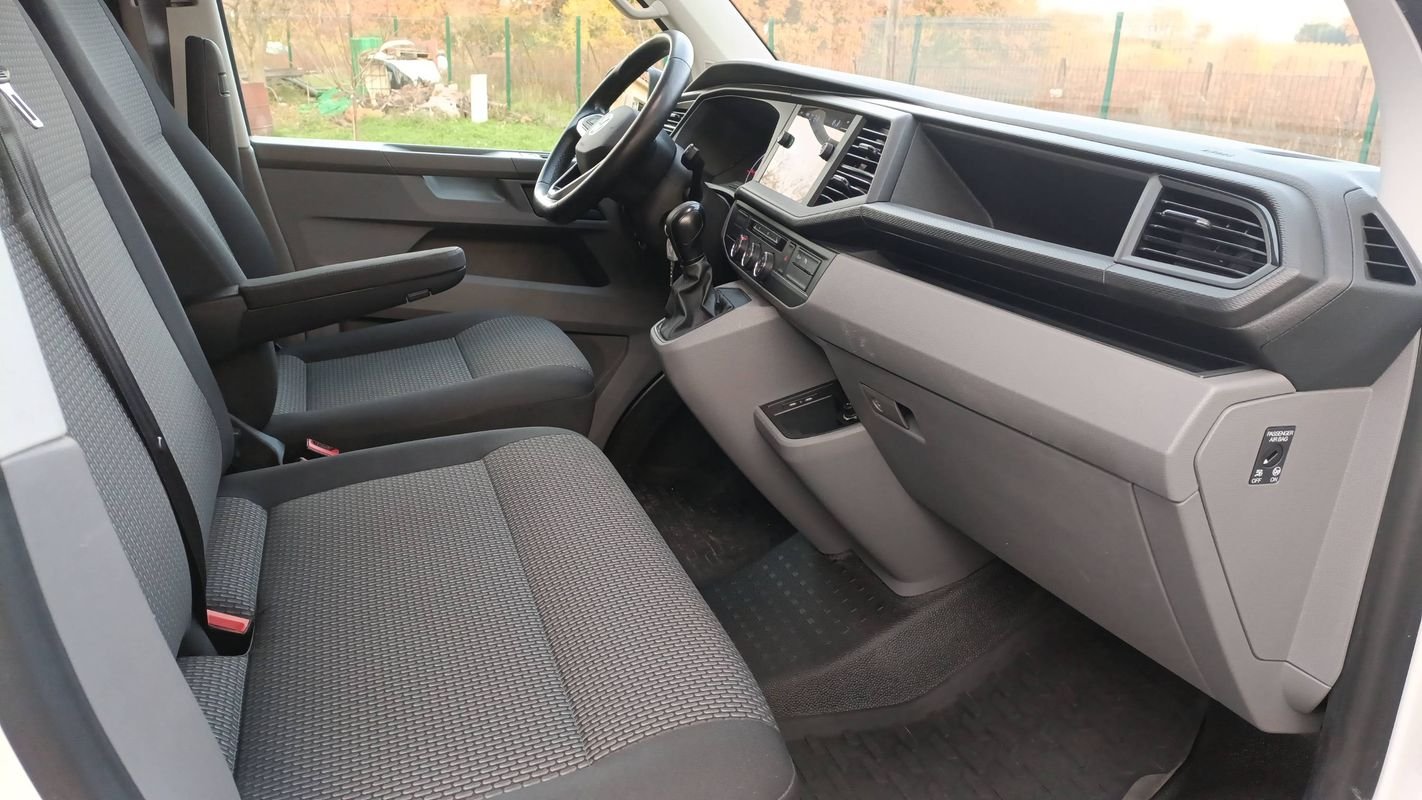 Volkswagen Transporter - Photo 10