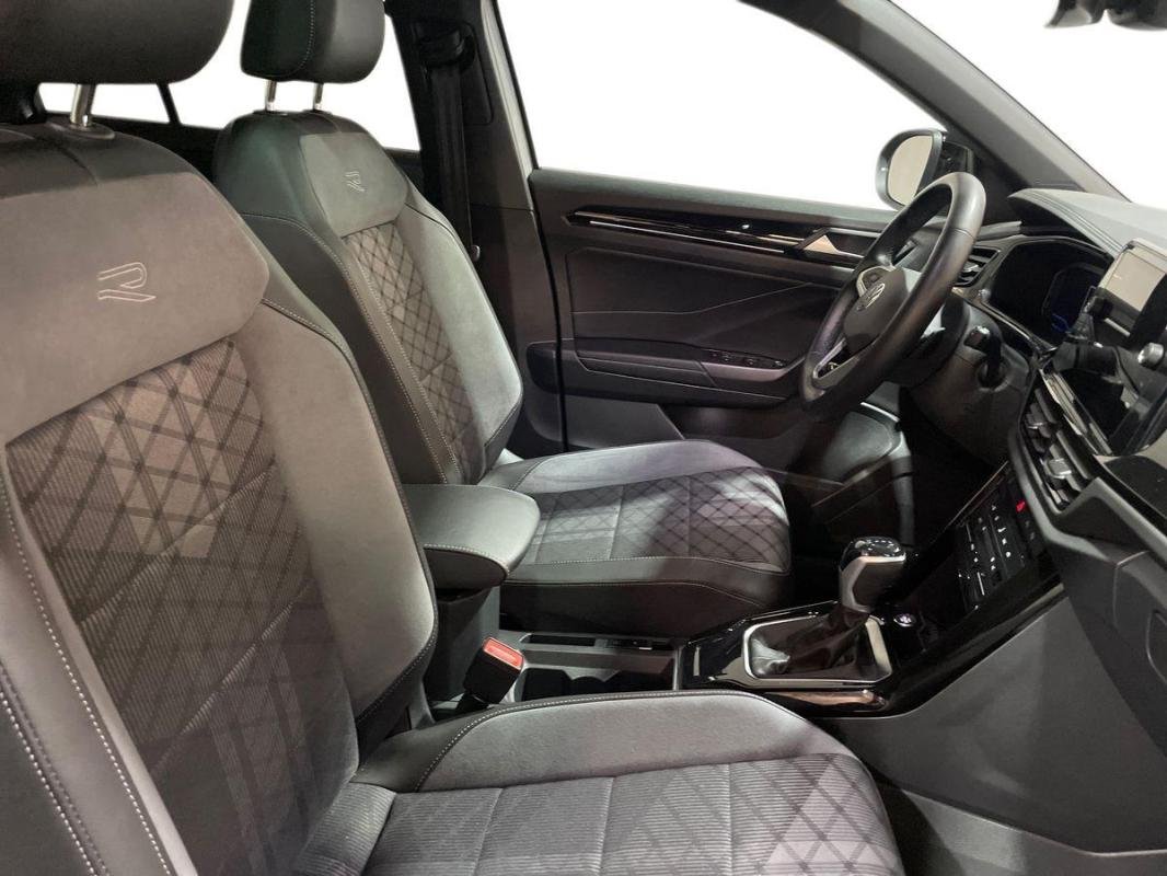 Volkswagen T-Roc - Photo 13