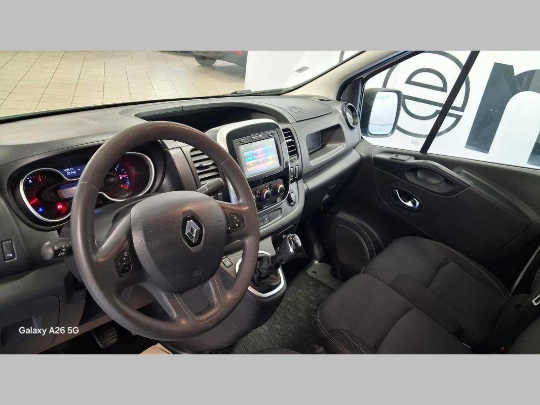Renault Trafic - Photo 11