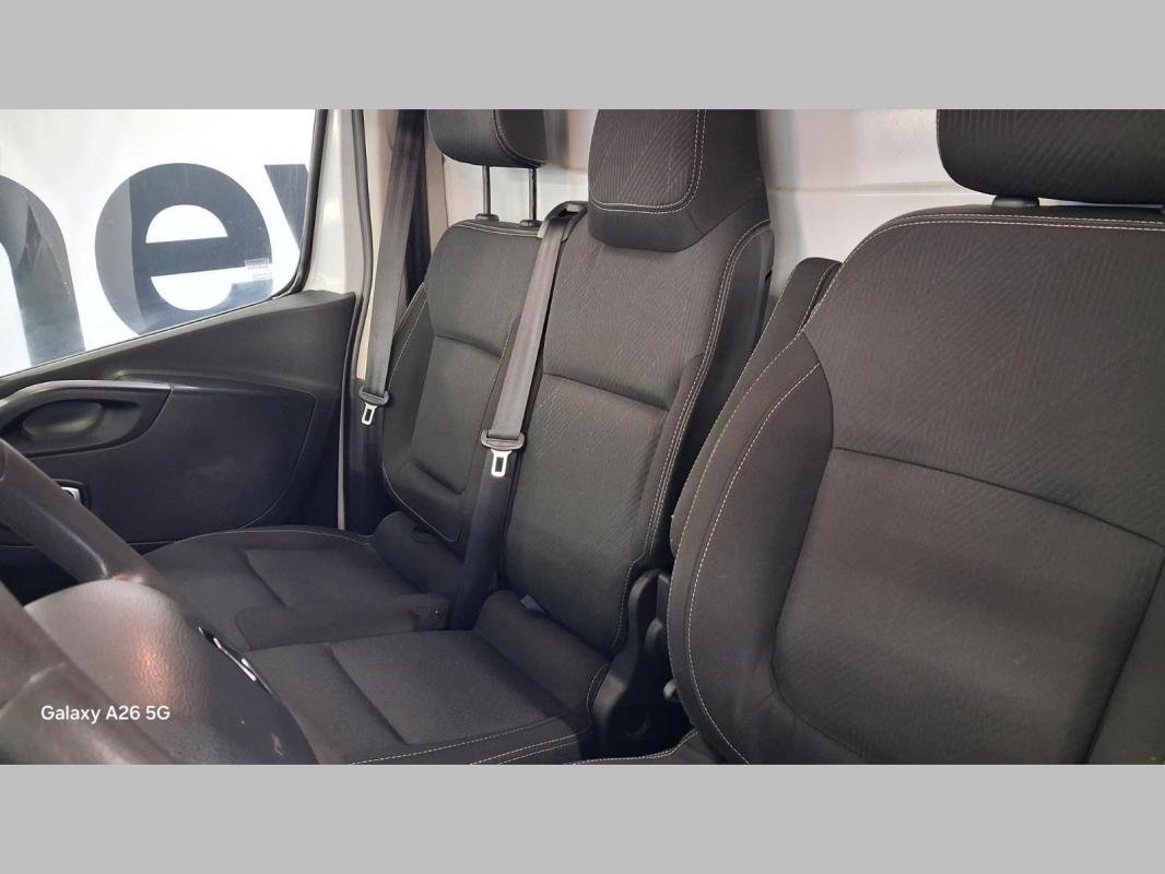 Renault Trafic - Photo 12
