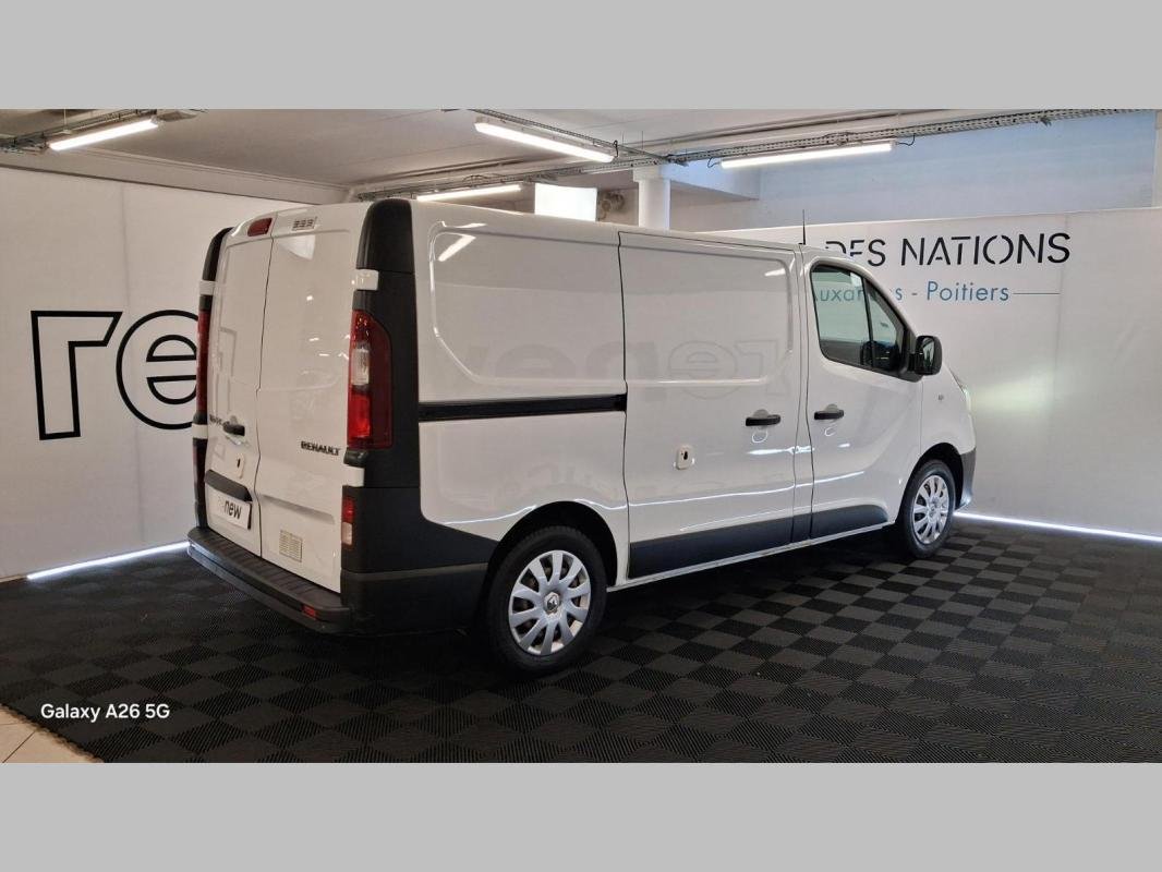 Renault Trafic - Photo 15
