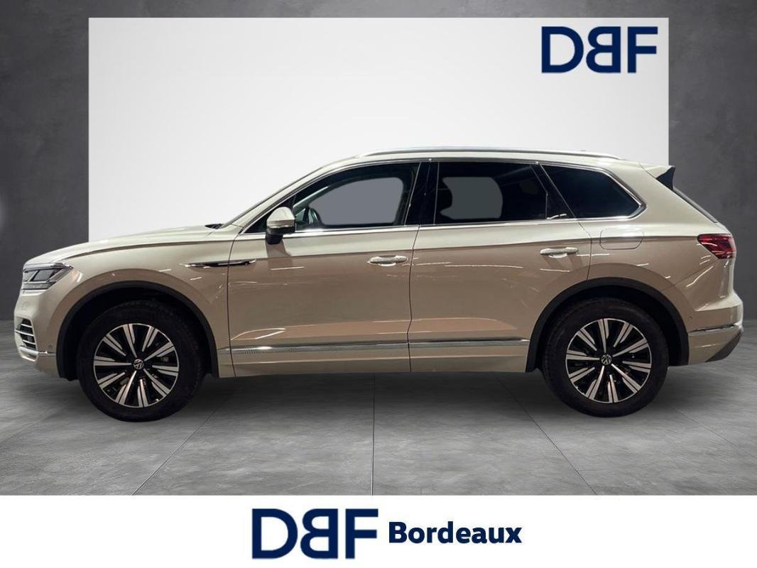 Volkswagen Touareg - Photo 2