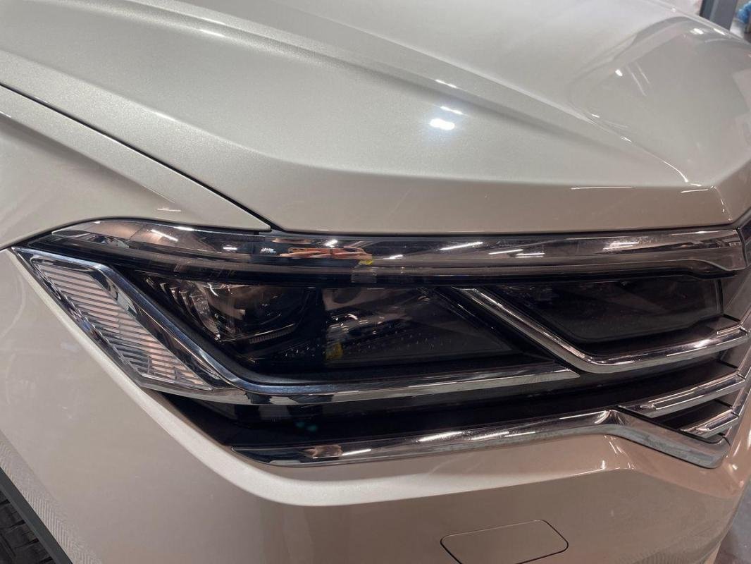 Volkswagen Touareg - Photo 26