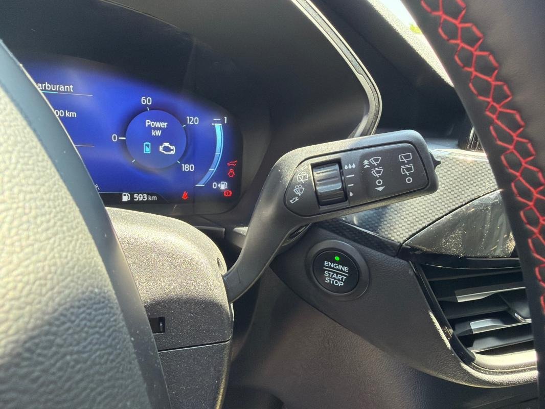 Ford Kuga - Photo 17