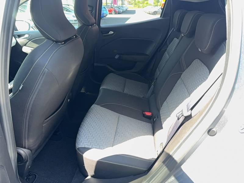 Renault Clio - Photo 21