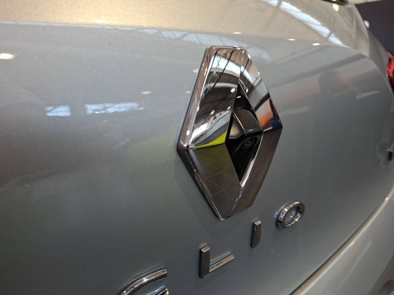 Renault Clio - Photo 17