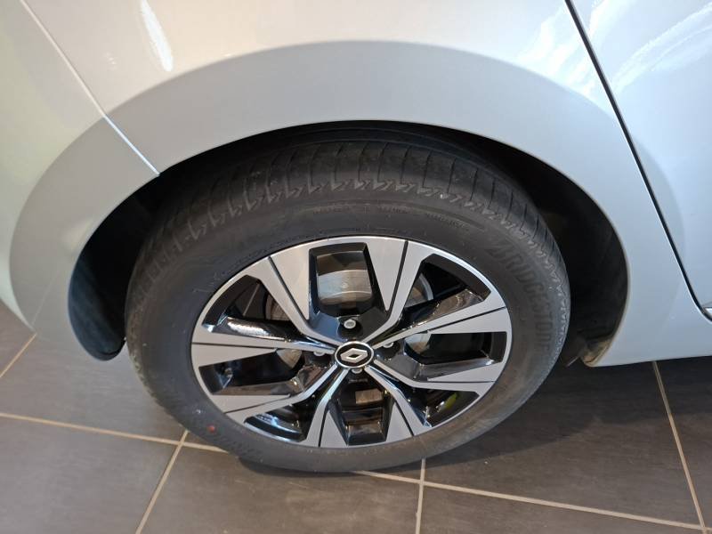 Renault Clio - Photo 22