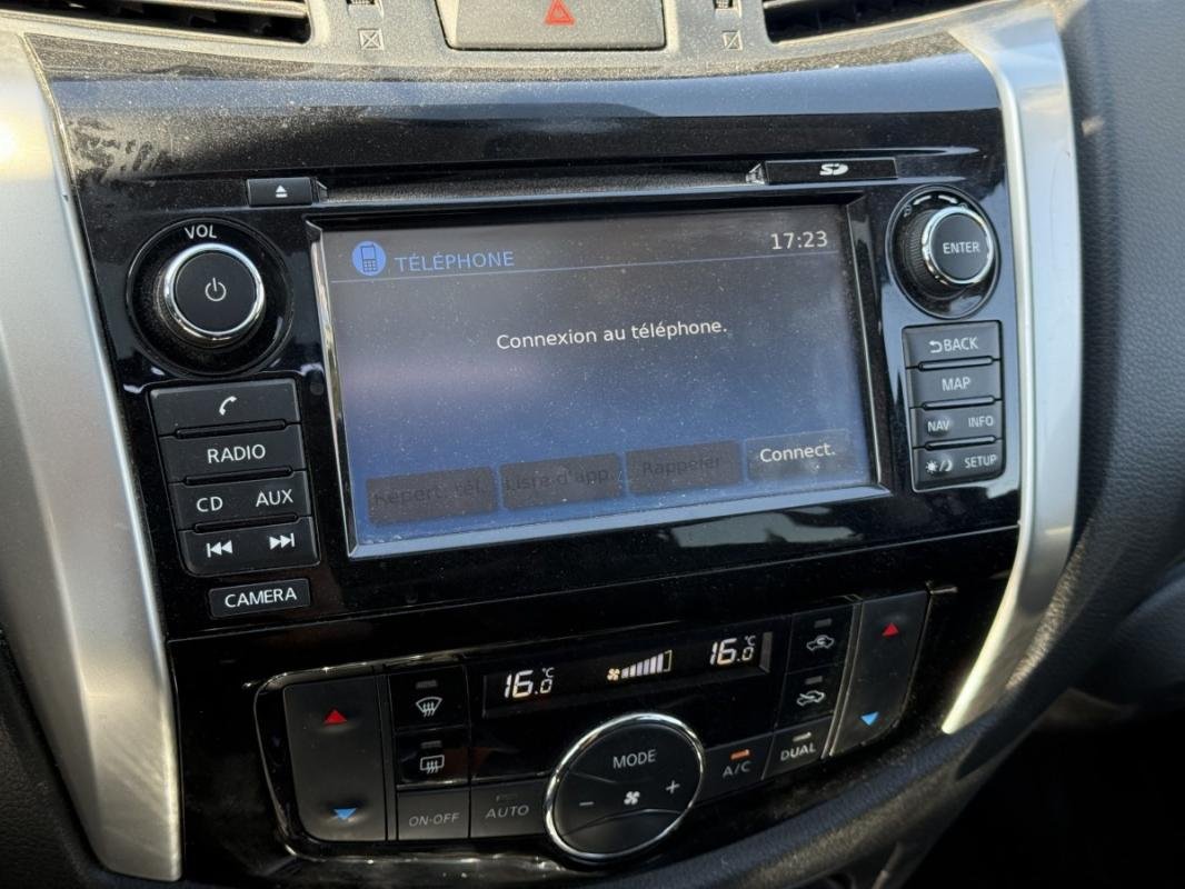 Nissan Navara - Photo 17