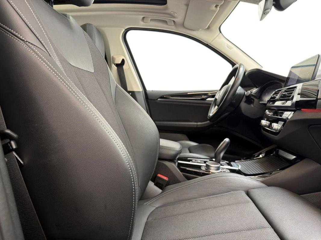 BMW X3 - Photo 13