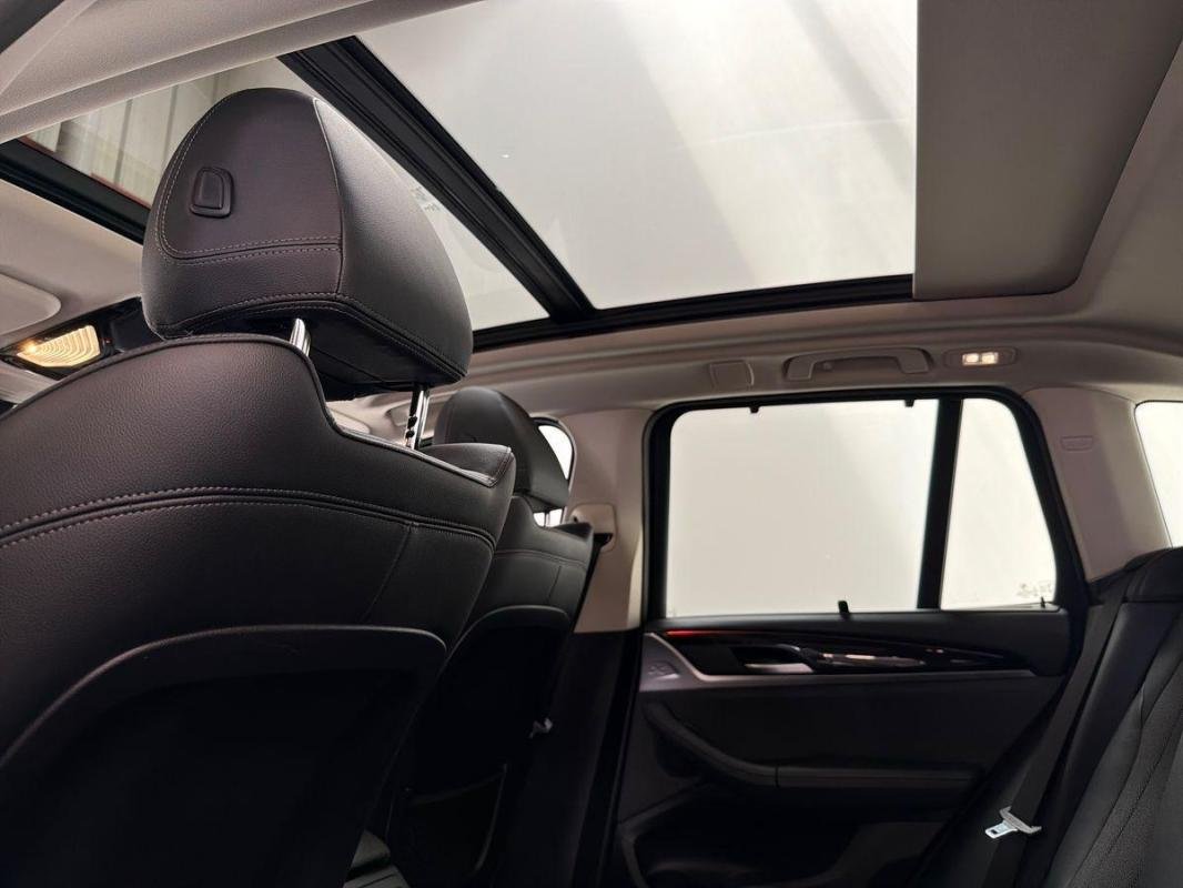 BMW X3 - Photo 36