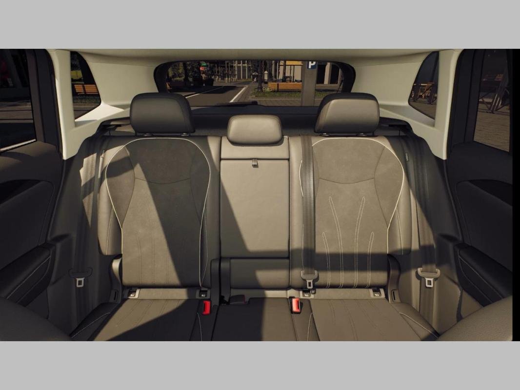 Volkswagen Tiguan - Photo 9