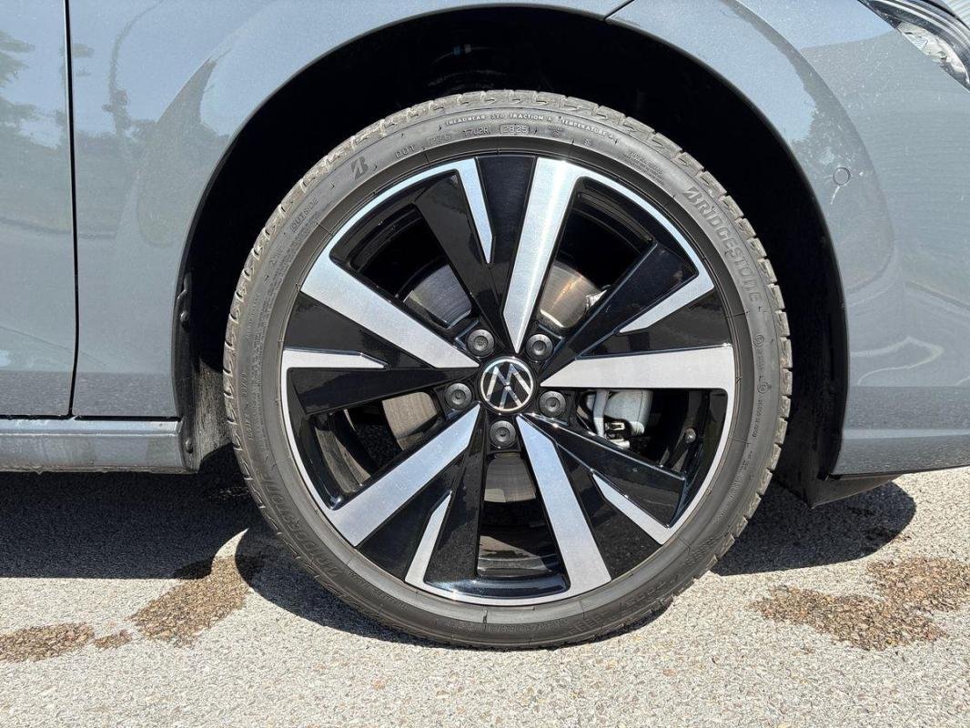 Volkswagen Golf - Photo 25