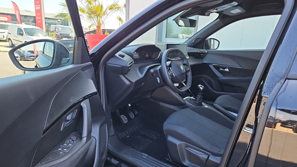 Peugeot 2008 - Photo 12