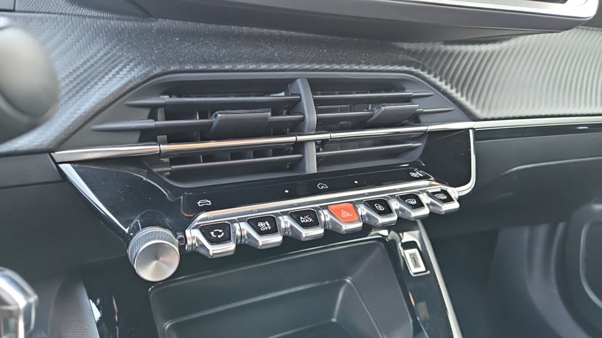 Peugeot 2008 - Photo 24