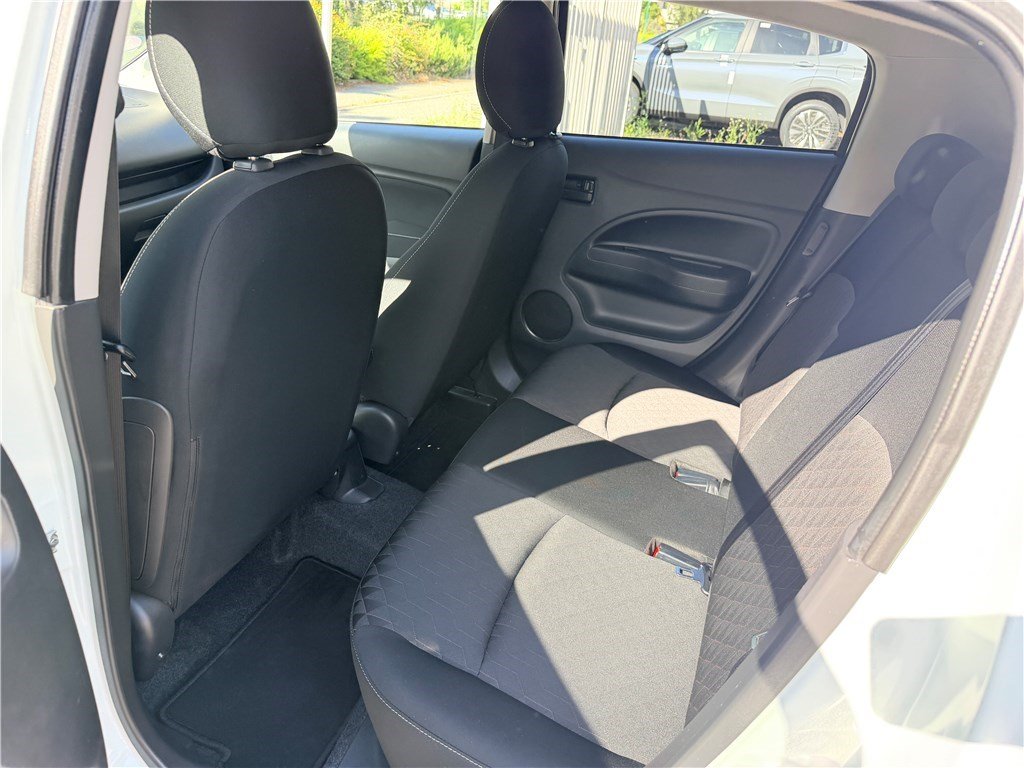 Mitsubishi Space Star - Photo 12