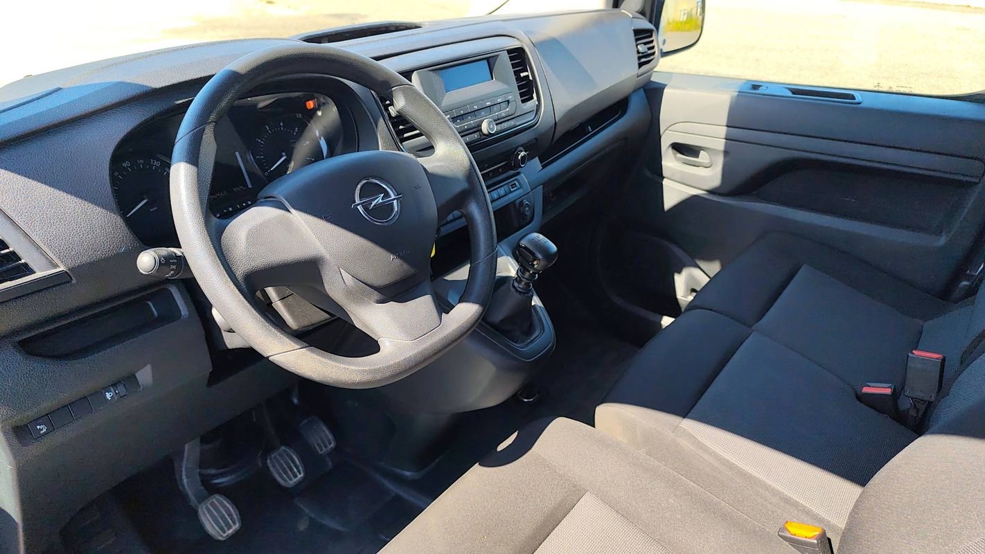 Opel Vivaro - Photo 8