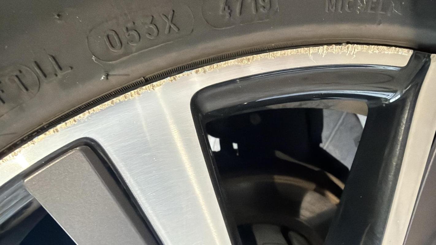 Peugeot 208 - Photo 35