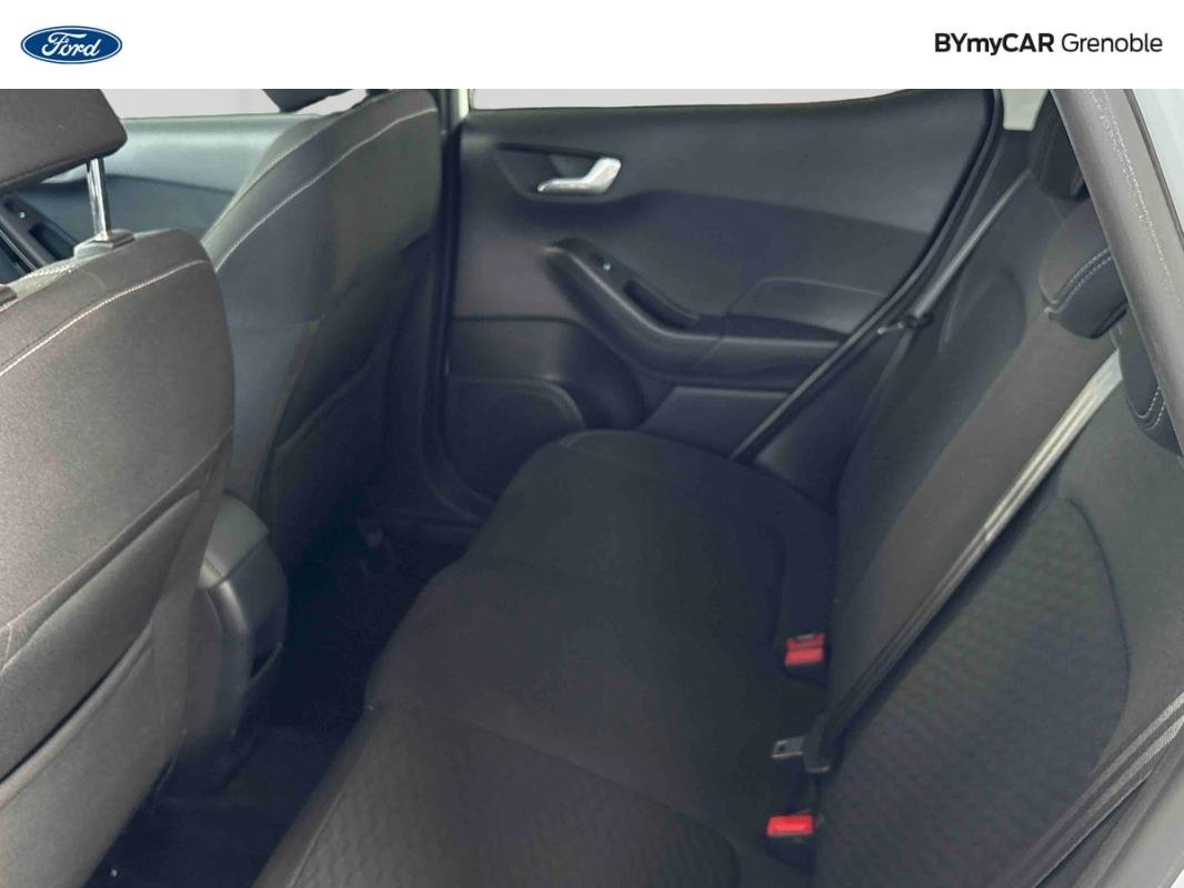 Ford Fiesta - Photo 12