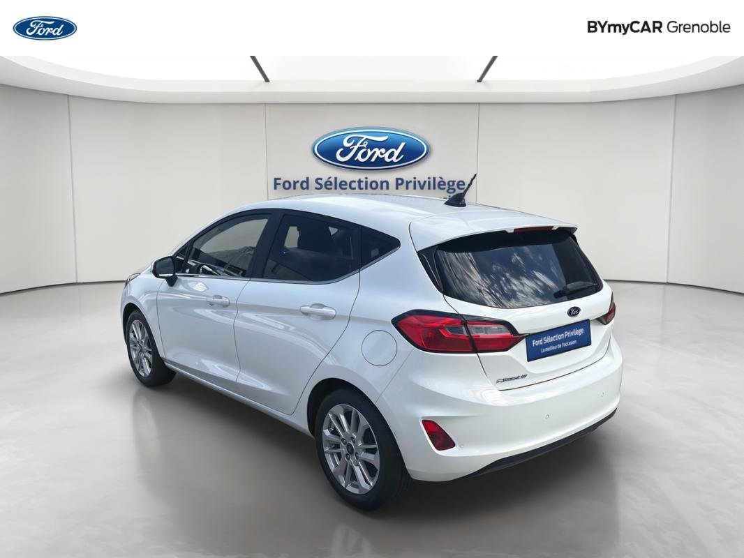Ford Fiesta - Photo 3
