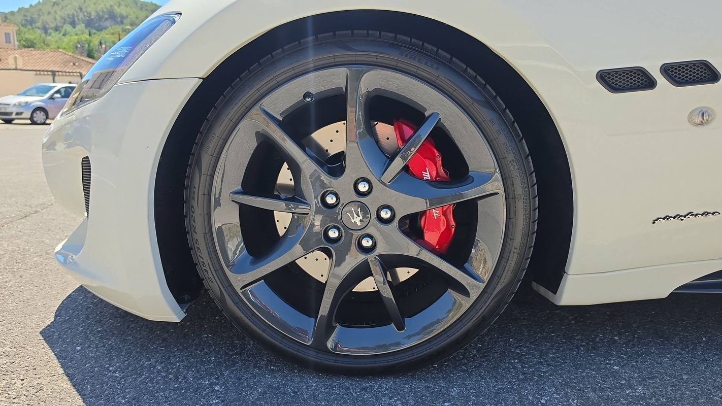 Maserati Granturismo - Photo 18
