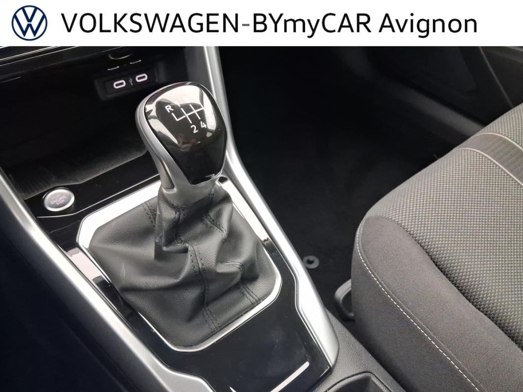 Volkswagen T-Roc - Photo 15