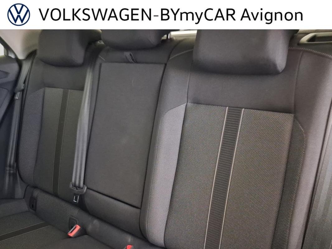 Volkswagen T-Roc - Photo 24