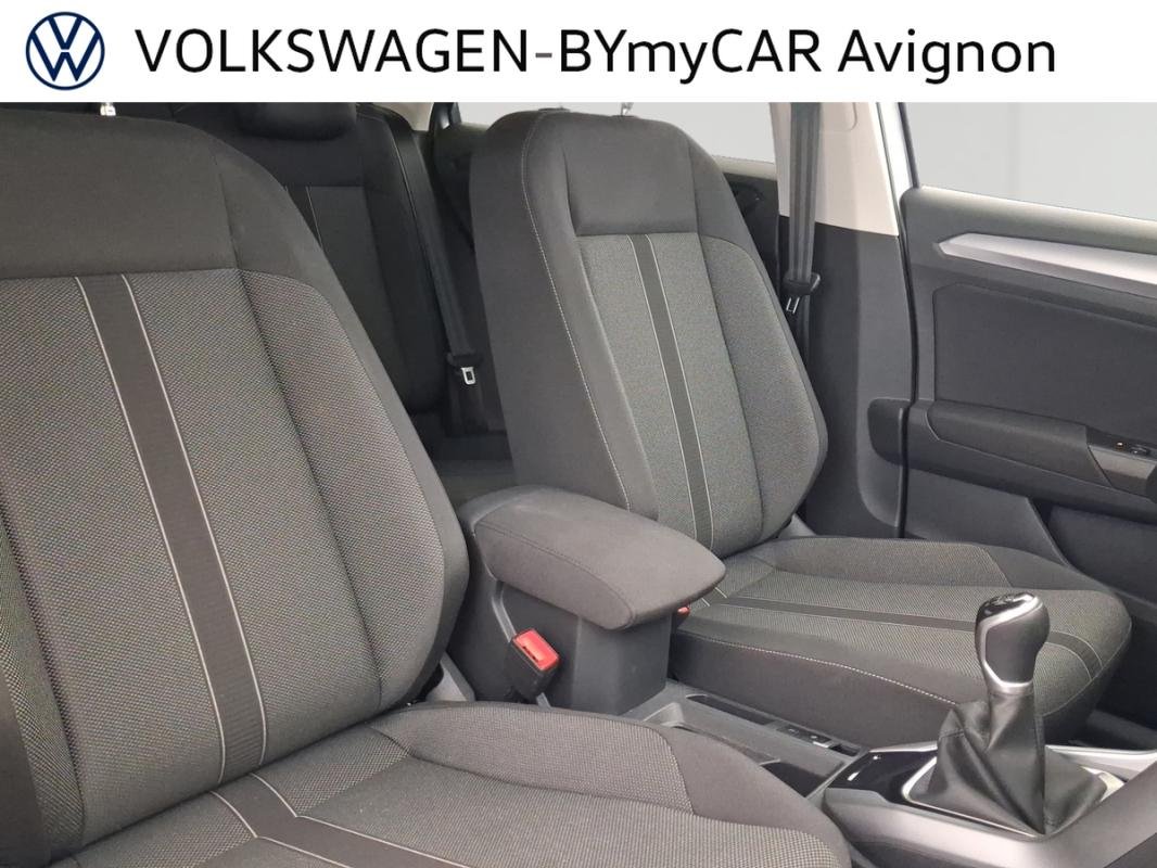 Volkswagen T-Roc - Photo 27
