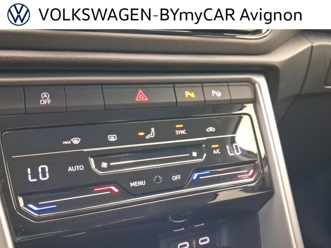 Volkswagen T-Roc - Photo 29