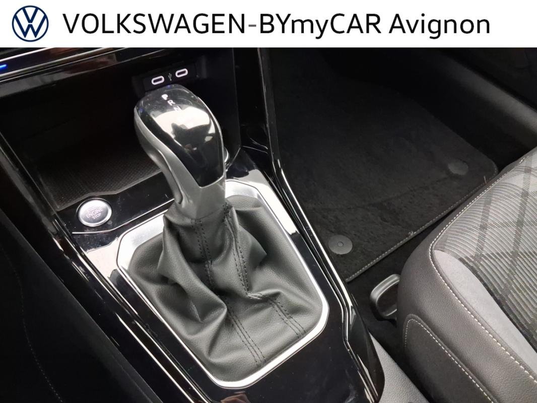 Volkswagen T-Roc - Photo 15