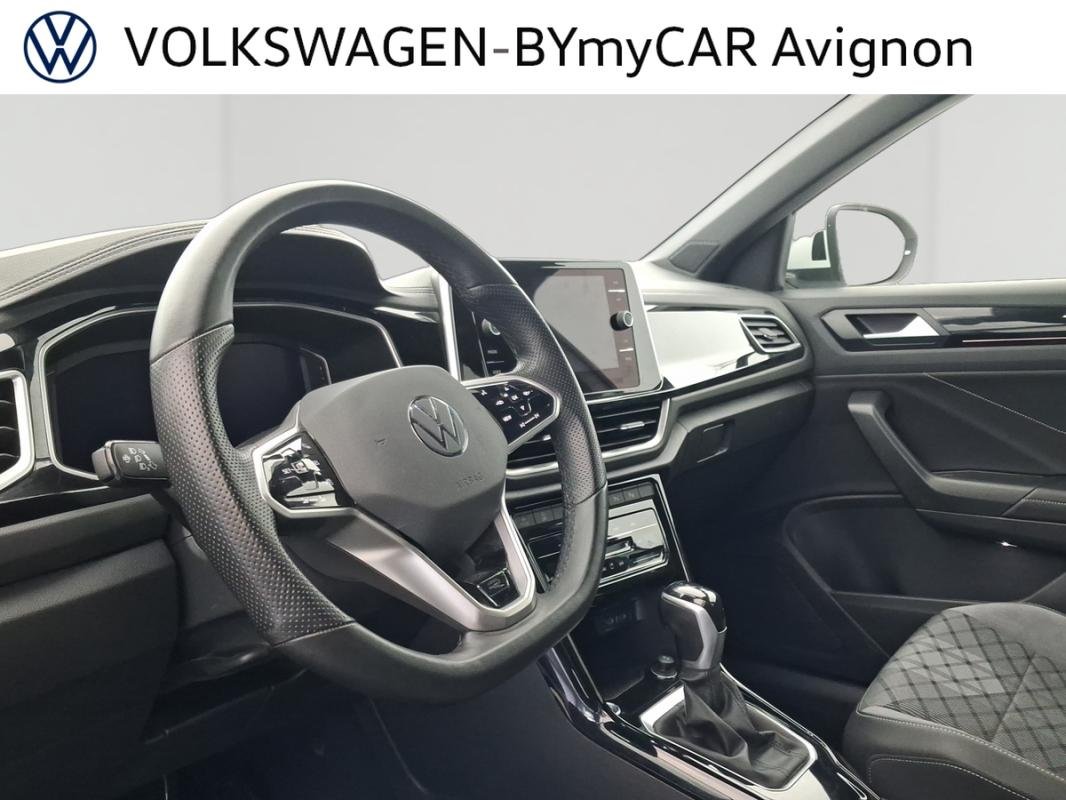 Volkswagen T-Roc - Photo 22