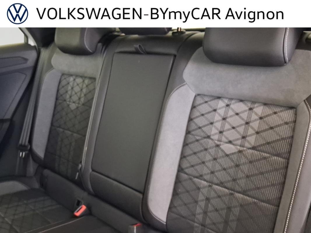 Volkswagen T-Roc - Photo 24