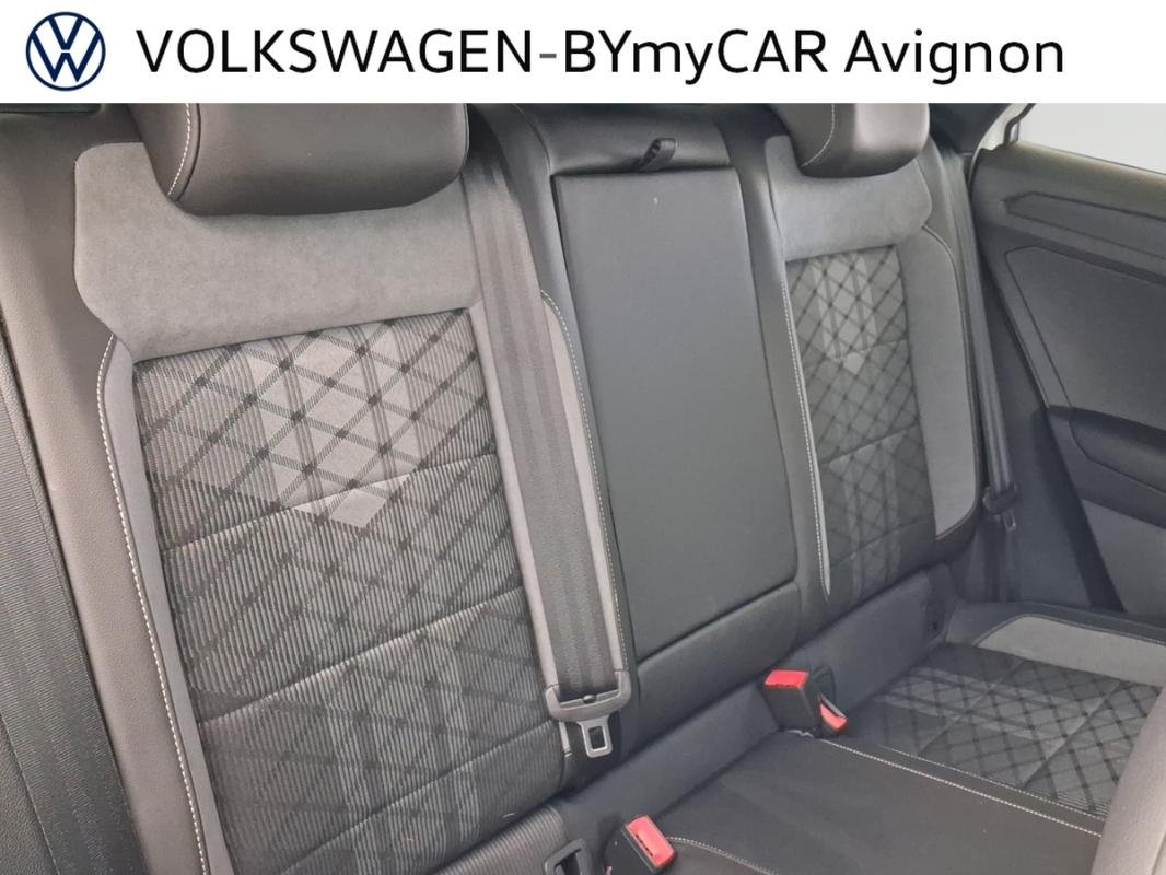 Volkswagen T-Roc - Photo 26