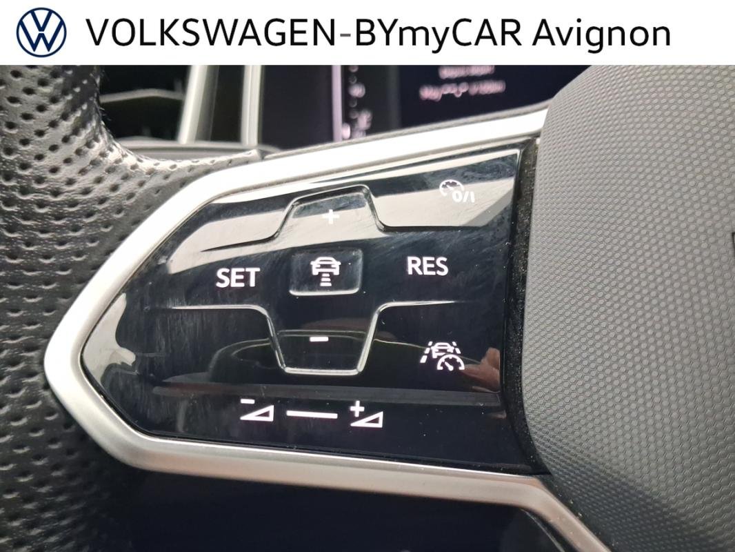 Volkswagen T-Roc - Photo 32