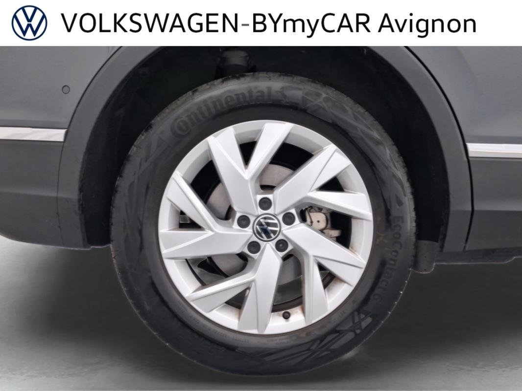 Volkswagen Tiguan - Photo 19