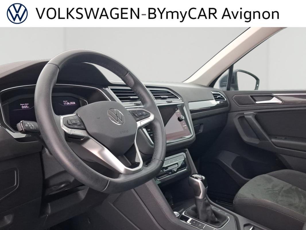 Volkswagen Tiguan - Photo 23