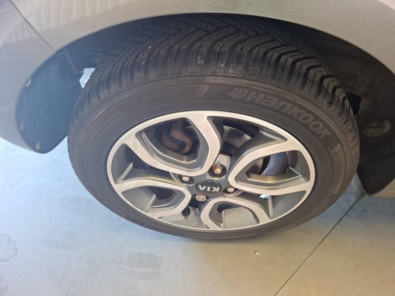 Kia Picanto - Photo 13