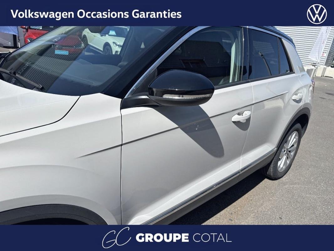 Volkswagen T-Roc - Photo 17