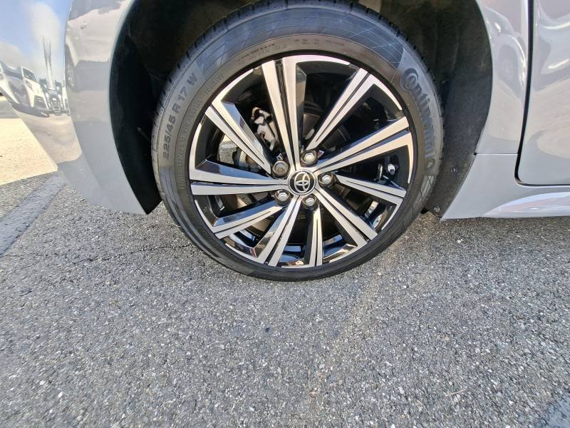 Toyota Corolla - Photo 6