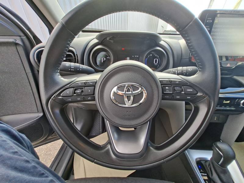 Toyota Yaris - Photo 10