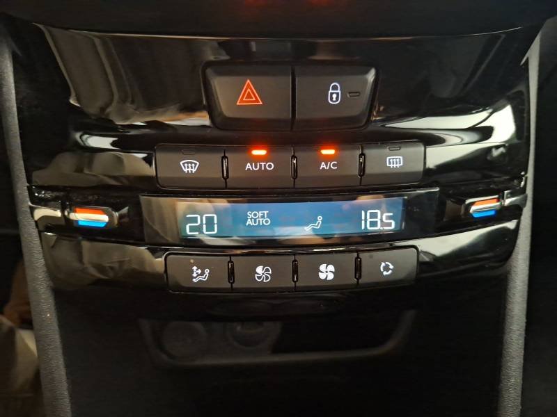 Peugeot 2008 - Photo 18