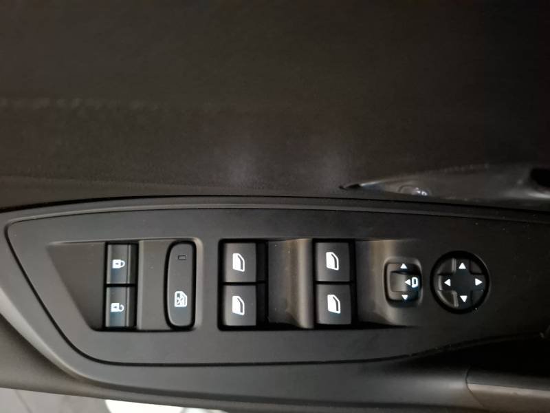 Peugeot 308 - Photo 28