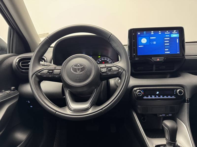 Toyota Yaris - Photo 11