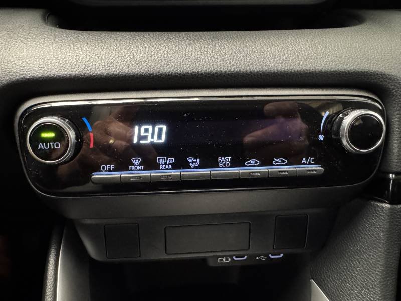 Toyota Yaris - Photo 20