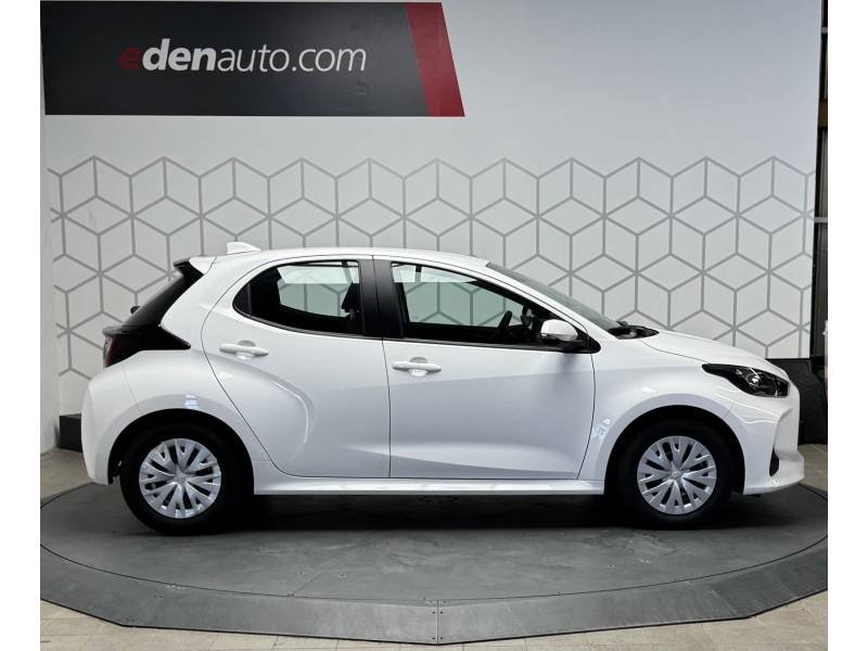 Toyota Yaris - Photo 2