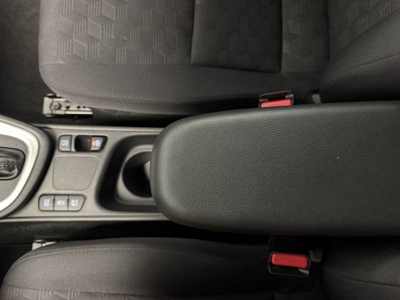 Toyota Yaris - Photo 23